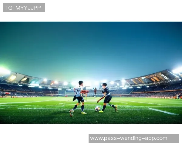 激情四溢的绿茵场上足球比赛的荣耀与梦想交织的瞬间